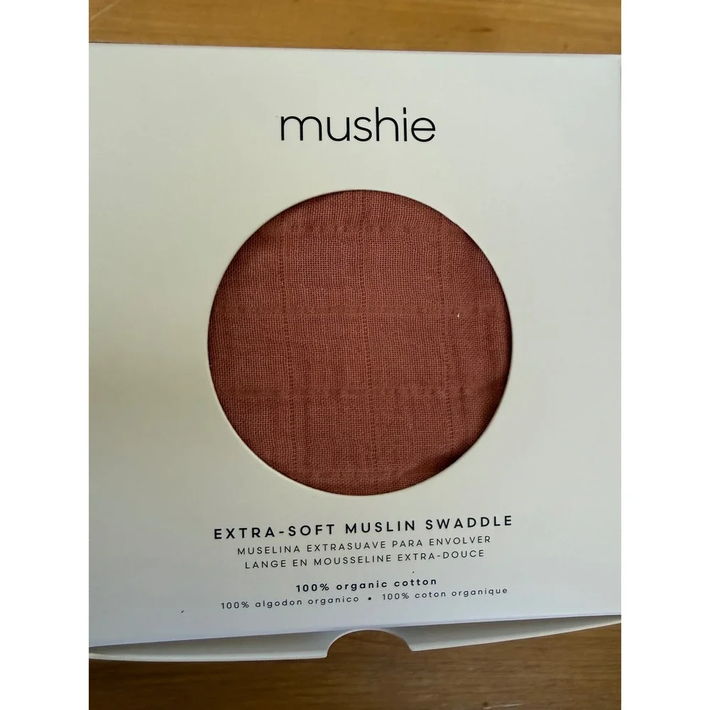 Mushie‎ Extra-Soft Muslin Swaddle blanket In cedar NEW
